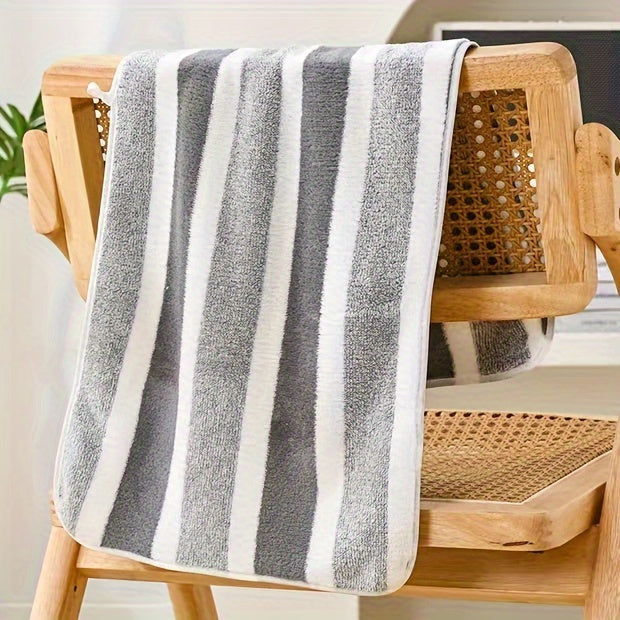 Conjunto de Toalhas Listradas (8 Peças) - Secagem Rápida e Super Absorventes