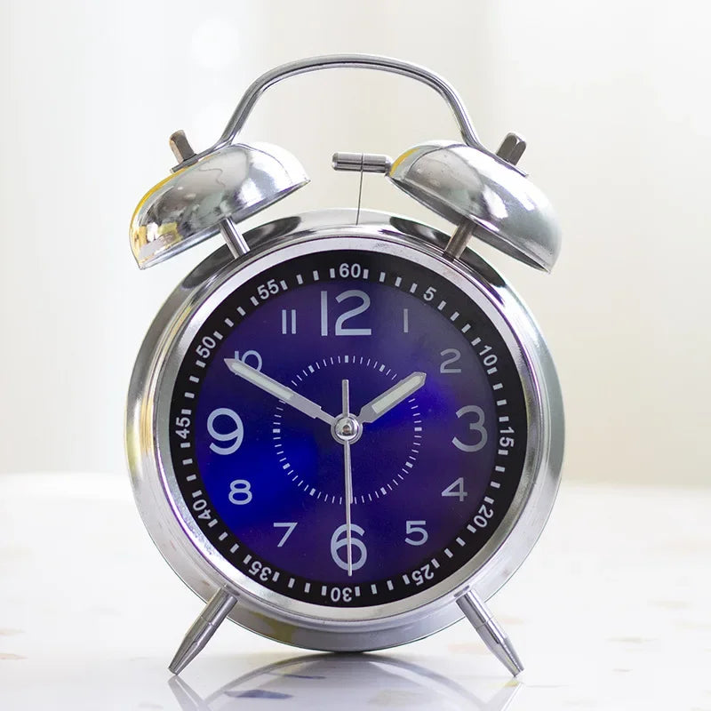 Despertador de metal europeu para crianças, mesa de cabeceira, relógio mecânico, super alto, acordar, quarto, estudantes