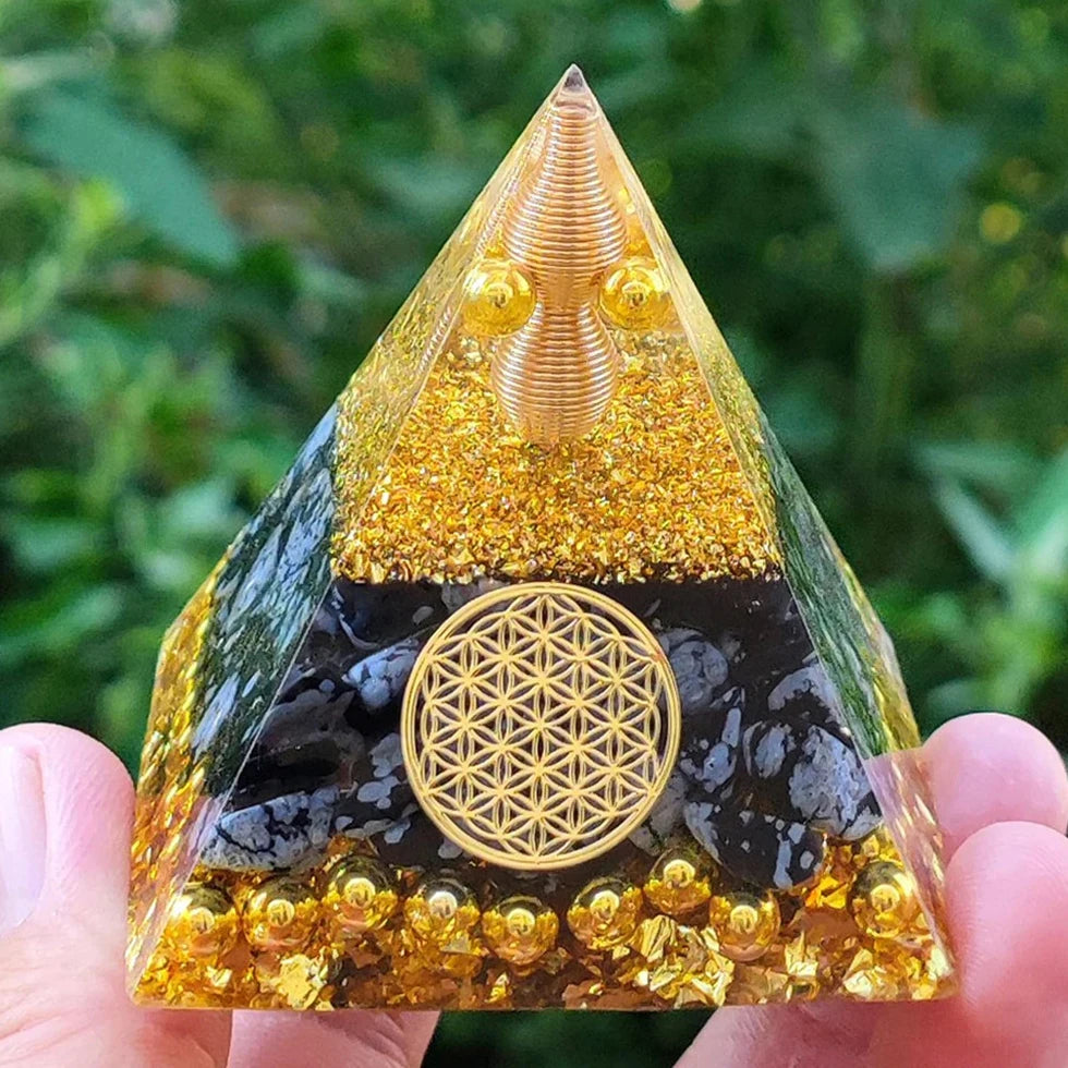 Pirâmide de Cristal Ametista Natural - Gerador de Energia Orgonite