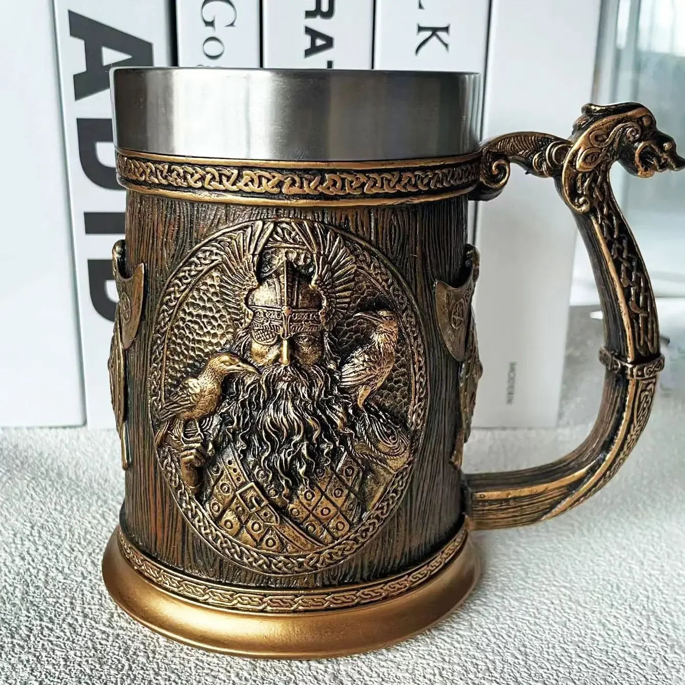 Caneca Viking 3D de Aço Inoxidável - Estilo Medieval