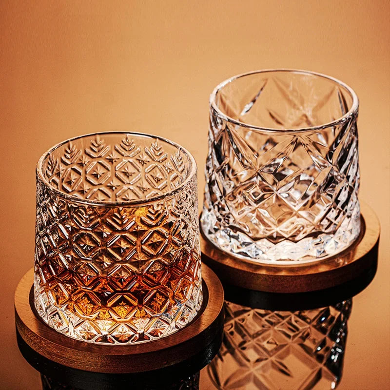 Copo de Whisky Giratório Retrô com Base de Bambu