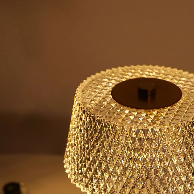 Luminária de Mesa Recarregável Touch com Cúpula de Vidro