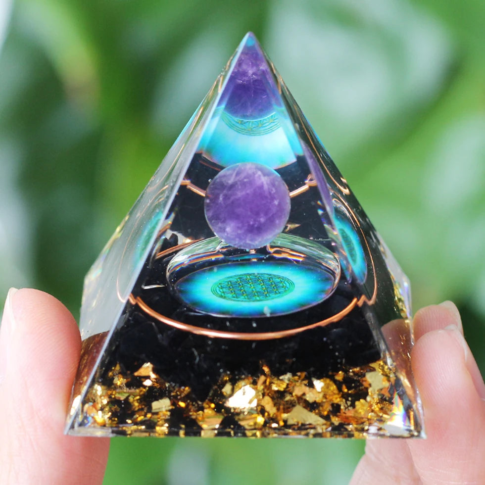 Pirâmide de Cristal Ametista Natural - Gerador de Energia Orgonite