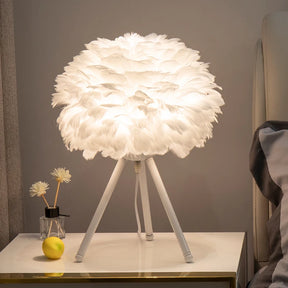 Luminária de Mesa com Penas para Quarto - Estilo Romântico