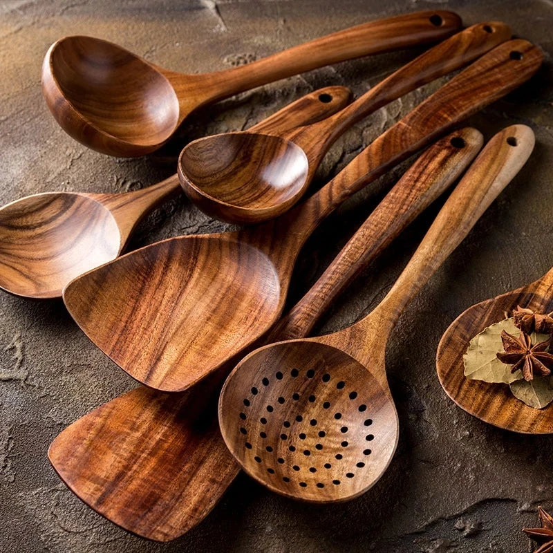 Kit de Utensílios de Cozinha em Madeira
