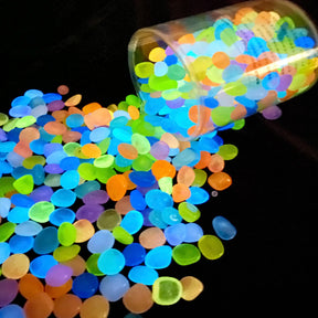 Pedras Luminosas Fosforescentes para Jardim e Aquário - Kit 100 Peças