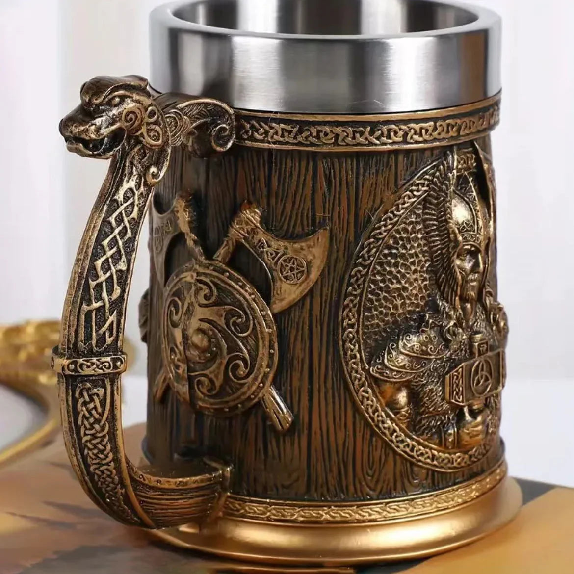 Caneca Viking 3D de Aço Inoxidável - Estilo Medieval