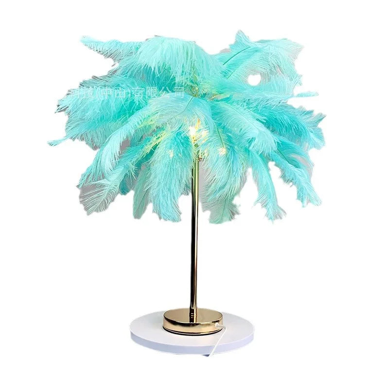 Luminária de Mesa Nordic com Penas de Avestruz