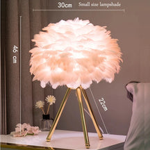 Luminária de Mesa com Penas para Quarto - Estilo Romântico