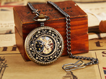 Vintage Steampunk Relógio De Bolso Mecânico Com Corrente Oco Mão-enrolamento Pingente Relógio Homens Mulheres Ouro Bronze Colar Relógio Presente