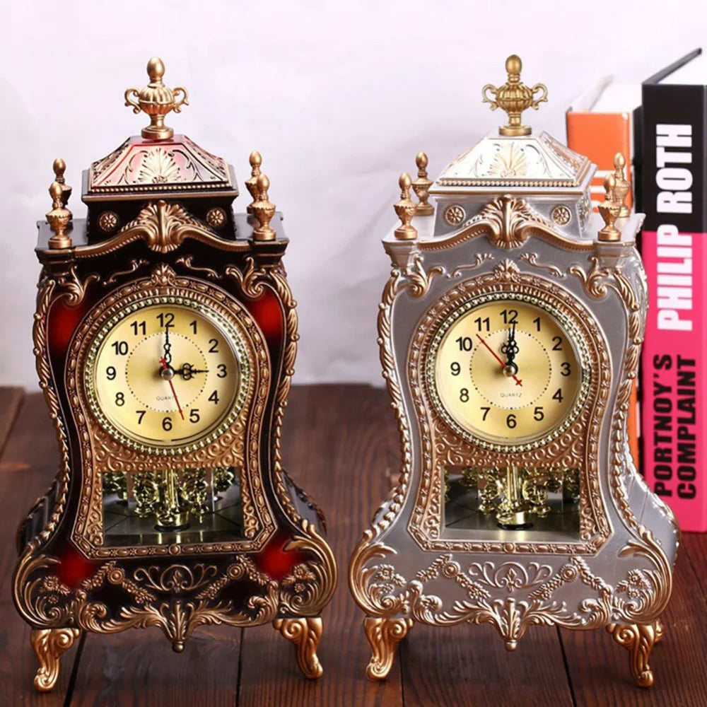 Relógio de Mesa Vintage com Pêndulo - Elegância Clássica