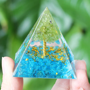 Pirâmide de Cristal Ametista Natural - Gerador de Energia Orgonite
